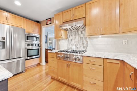 Tiny photo for 456 Castle Glenn, Cheshire, CT 06410 (MLS # 24167592)