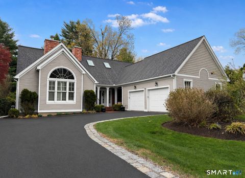 Photo of 456 Castle Glenn, Cheshire, CT 06410 (MLS # 24167592)