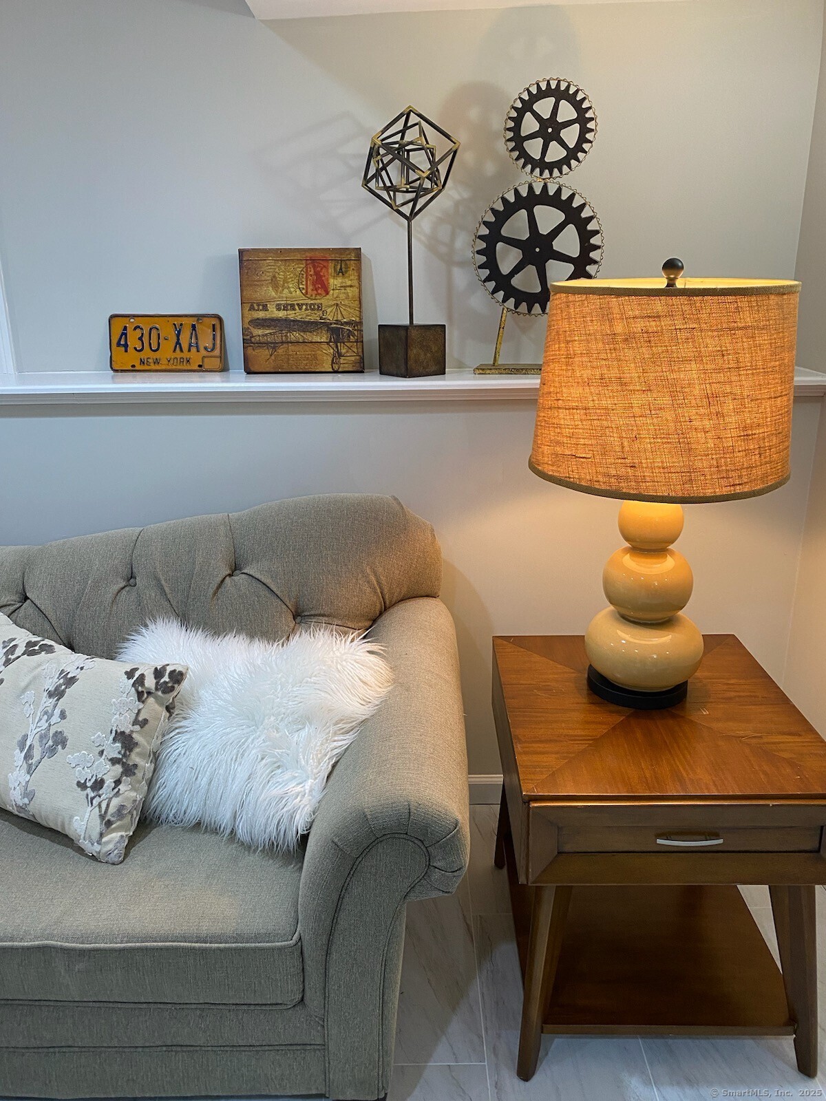 27 Renshaw Drive, East Haven, Connecticut image 12
