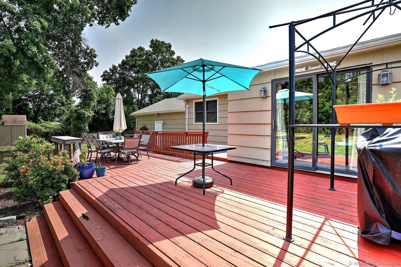 754 Riverside Drive