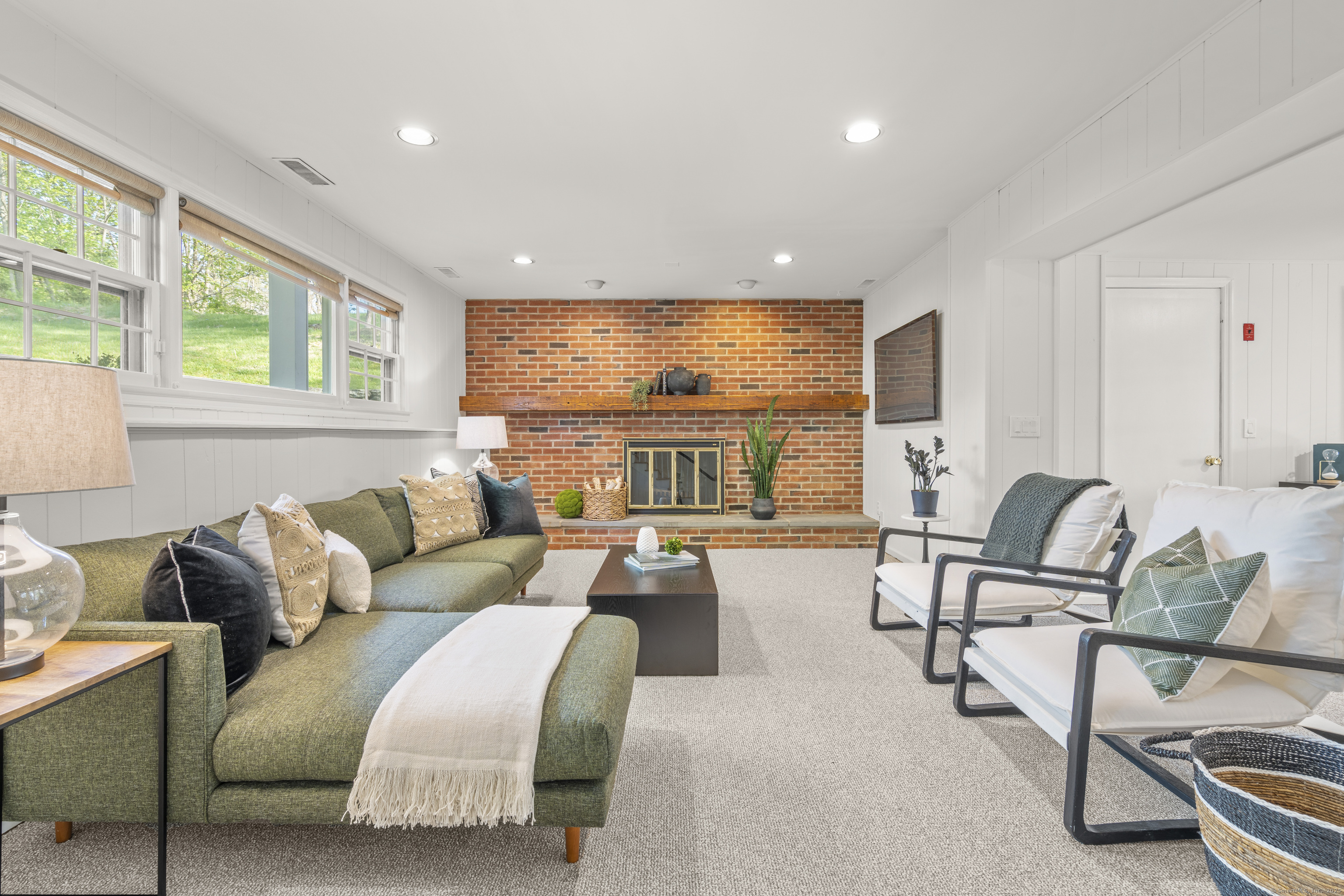 329 Roxbury Road, Stamford, Connecticut image 29