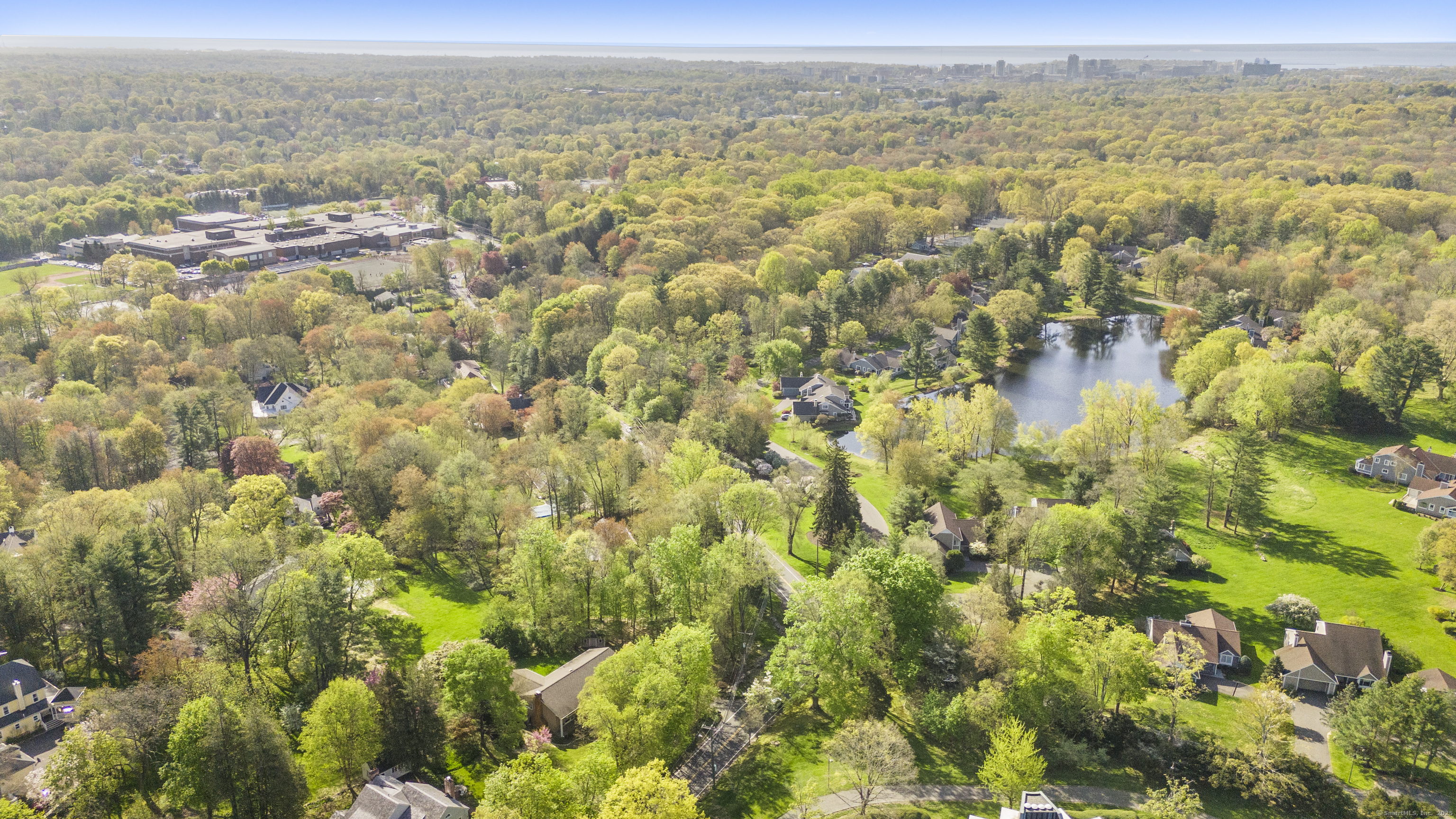 329 Roxbury Road, Stamford, Connecticut image 40