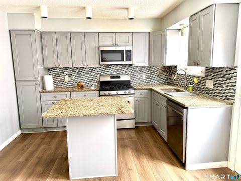 91 Hampton Park 91 Branford CT 06405