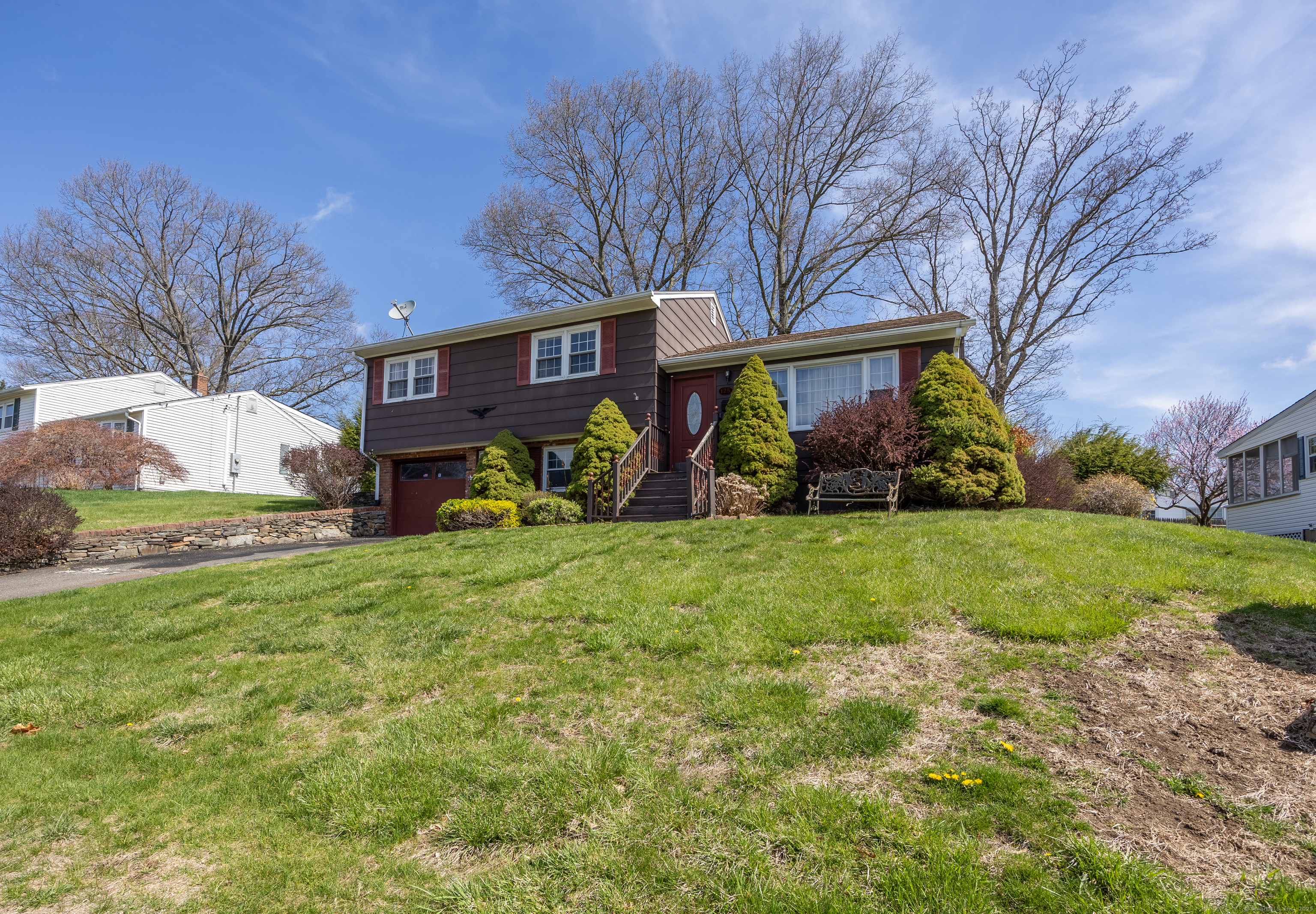 125 Radnor Lane, Watertown, Connecticut image 3