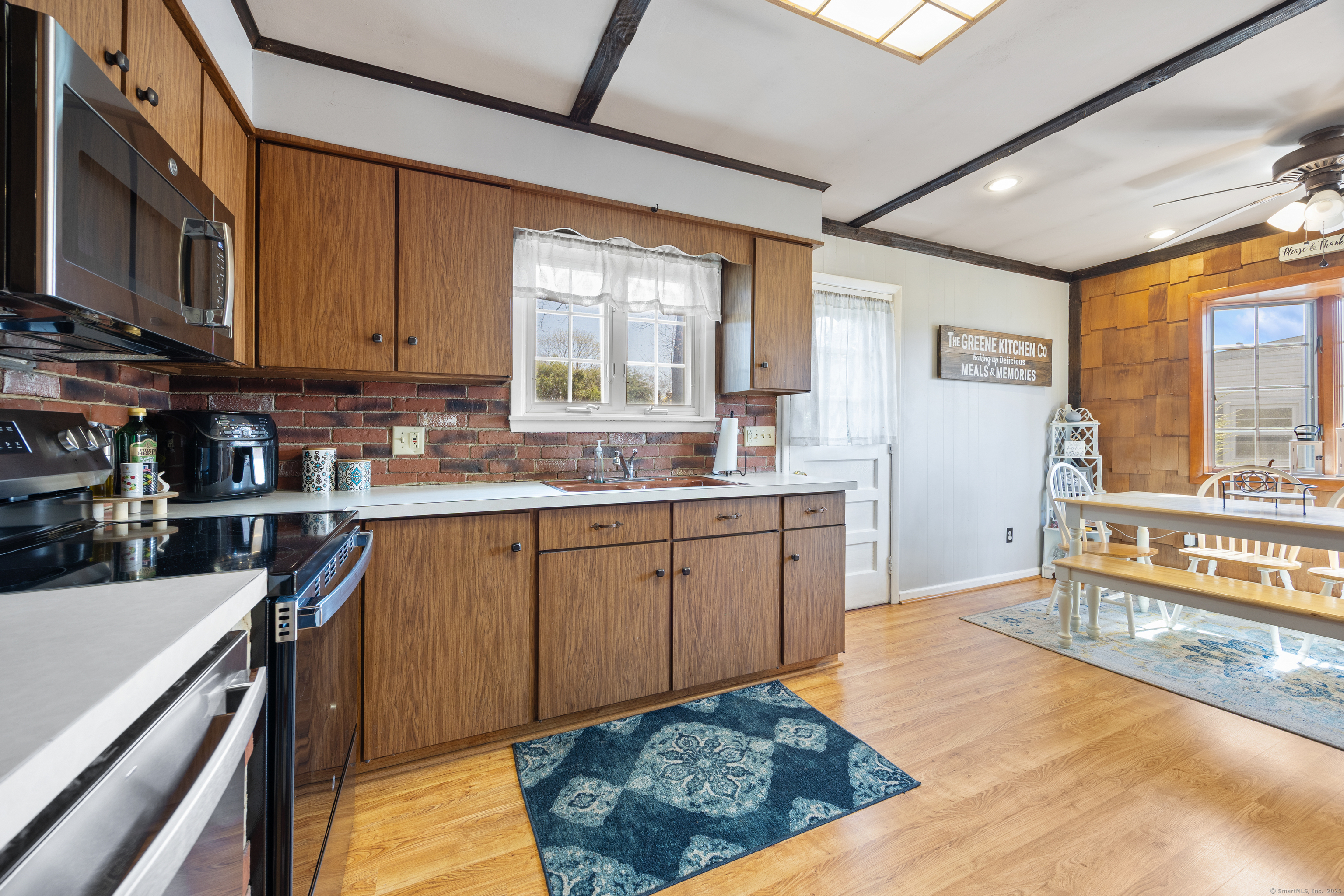 125 Radnor Lane, Watertown, Connecticut image 10