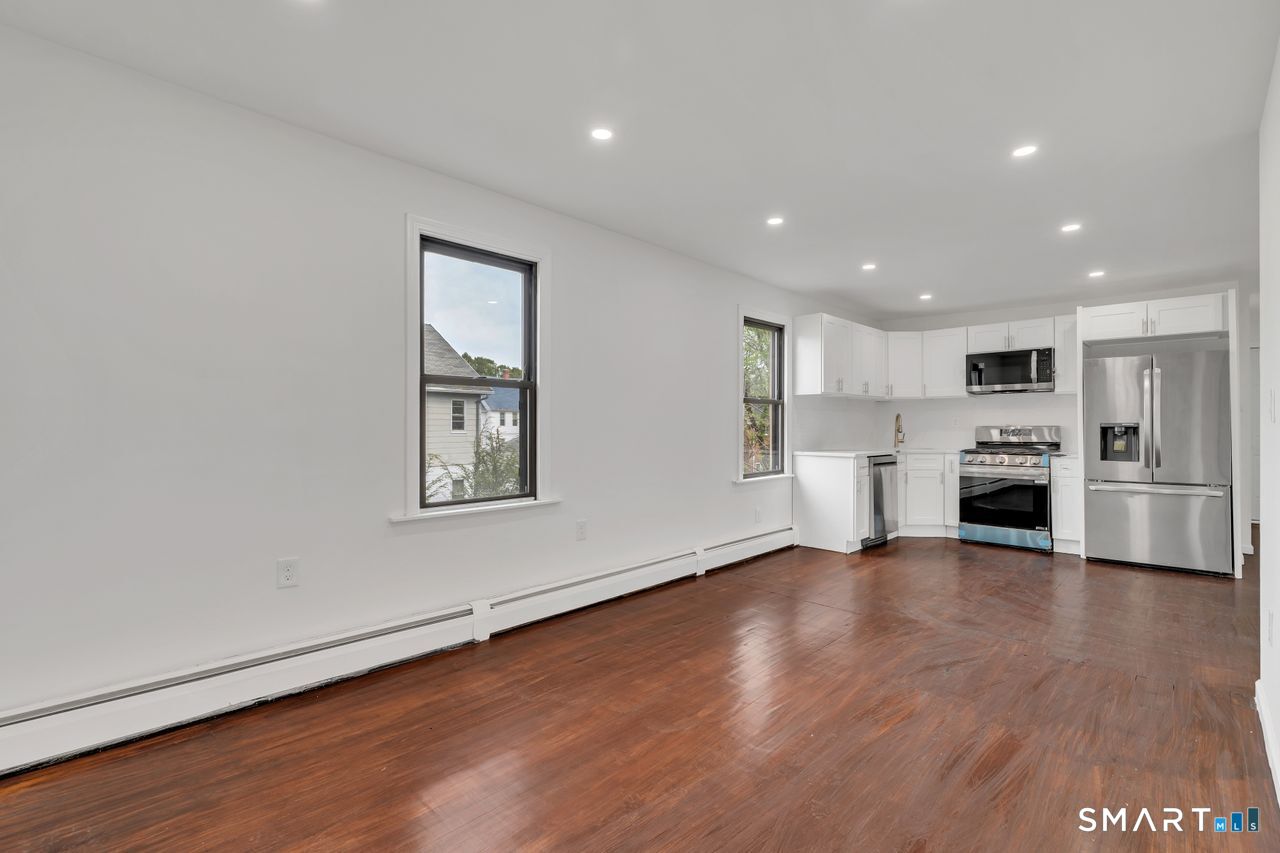 54 Overlook Avenue