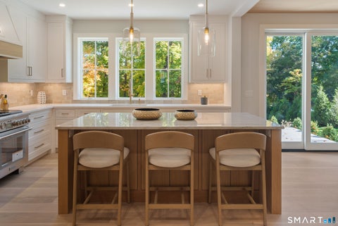Tiny photo for 8 Hickory Drive, Greenwich, CT 06830 (MLS # 24213048)