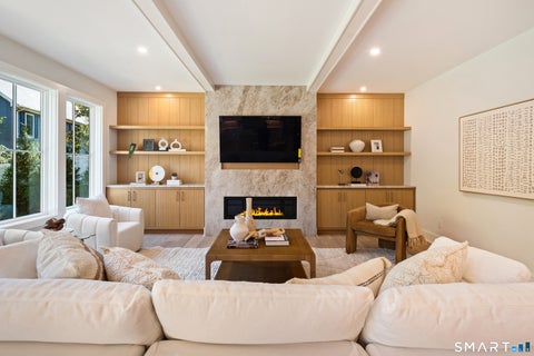 Tiny photo for 8 Hickory Drive, Greenwich, CT 06830 (MLS # 24213048)