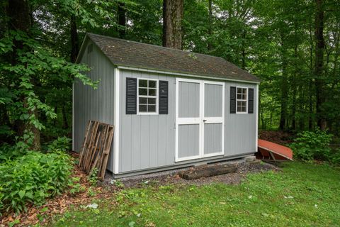 A home in Farmington