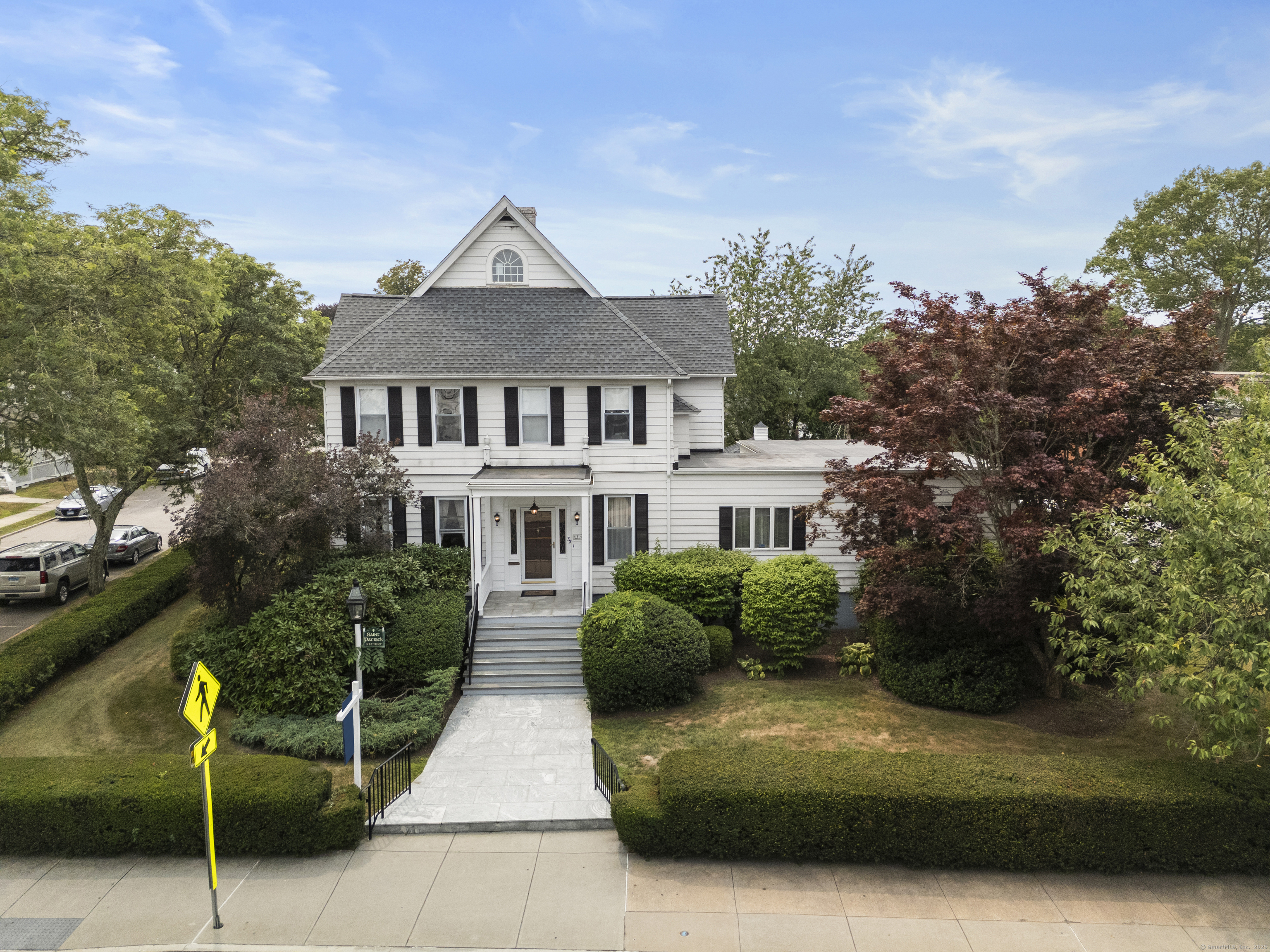 32 East Main Street