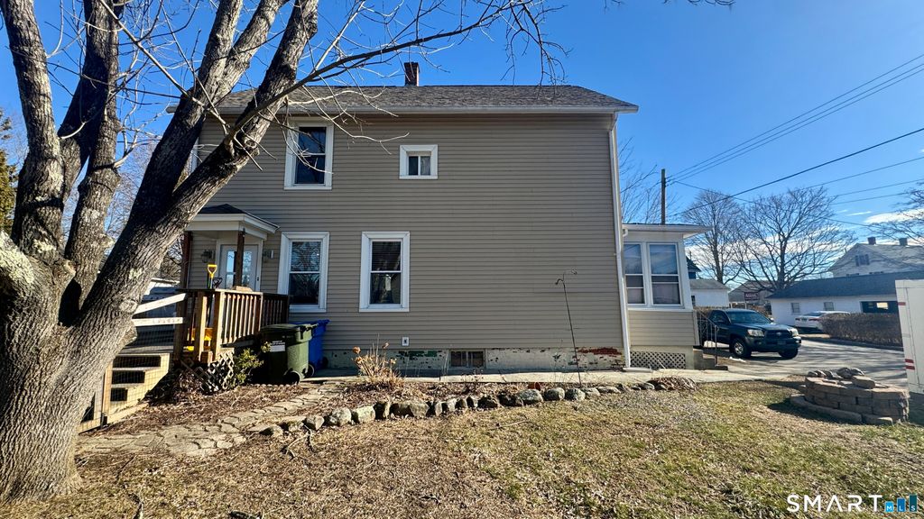 Photo of 7 Quinebaug Road, Norwich, CT 06360 (MLS # 24148796)