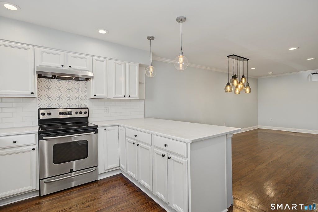 Photo of 668 Glenbrook Road #17, Stamford, CT 06906 (MLS # 24195748)