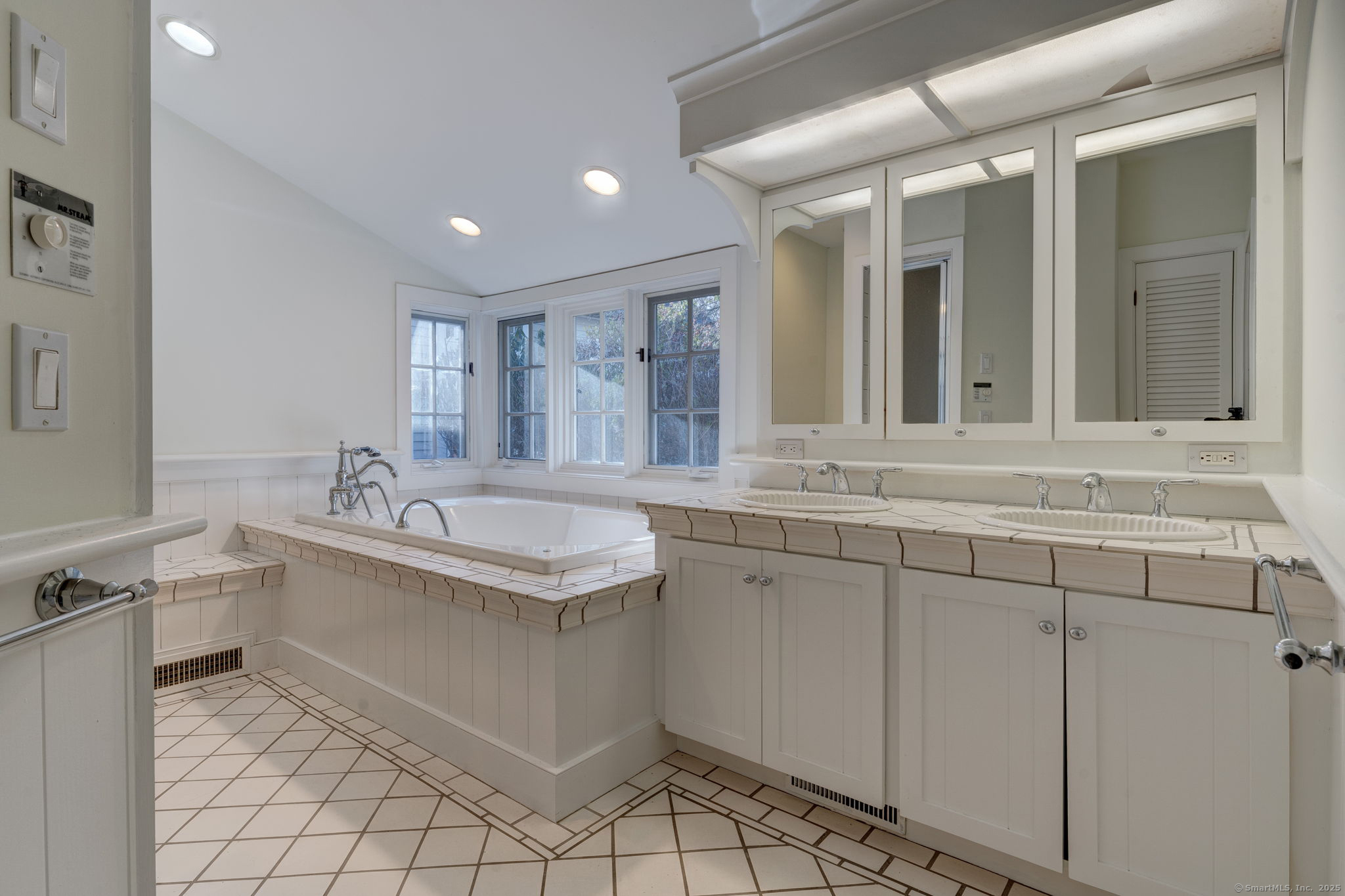 138 Mediterranean Lane, Norwich, Connecticut image 29