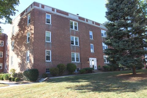 Photo of 888 Farmington Avenue #D, West Hartford, CT 06119 (MLS # 24137711)