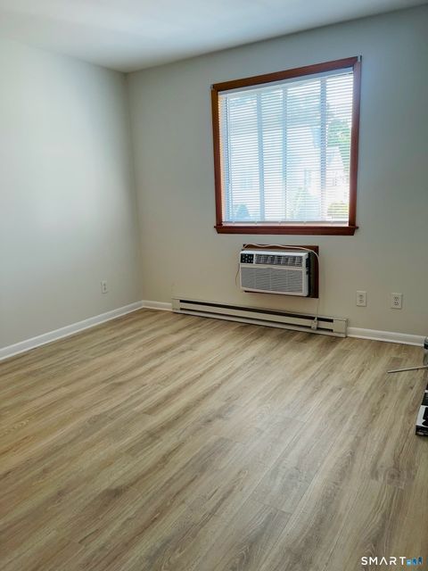 Tiny photo for 31 Glenwood Avenue #6, Norwalk, CT 06854 (MLS # 24146167)
