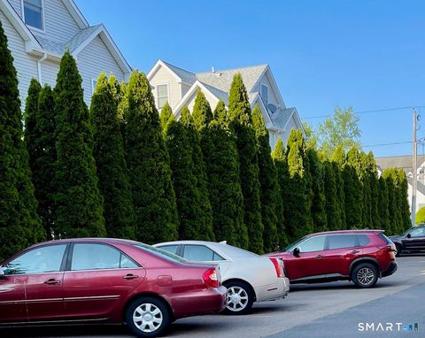 Tiny photo for 31 Glenwood Avenue #6, Norwalk, CT 06854 (MLS # 24146167)