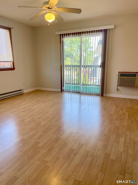 Tiny photo for 31 Glenwood Avenue #6, Norwalk, CT 06854 (MLS # 24146167)