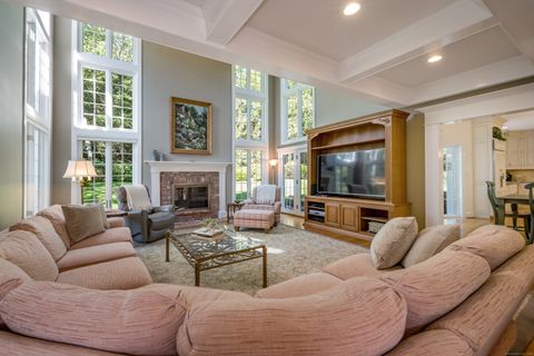 Tiny photo for 7 Hastings Turn, Avon, CT 06001 (MLS # 24122381)