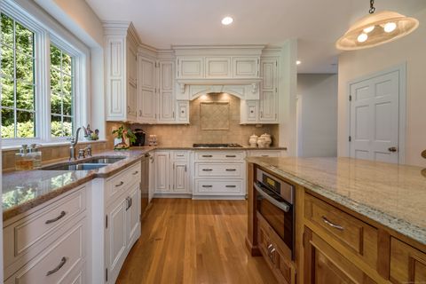 Tiny photo for 7 Hastings Turn, Avon, CT 06001 (MLS # 24122381)