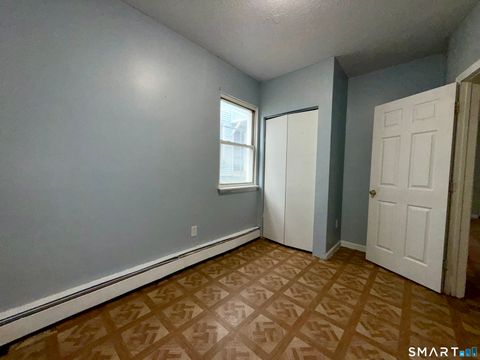 Tiny photo for 132 Locust Street #4, Waterbury, CT 06704 (MLS # 24154714)