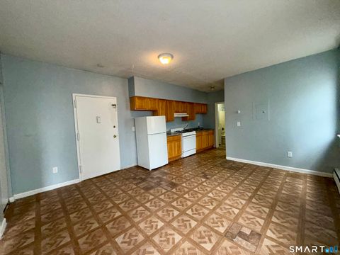 Tiny photo for 132 Locust Street #4, Waterbury, CT 06704 (MLS # 24154714)