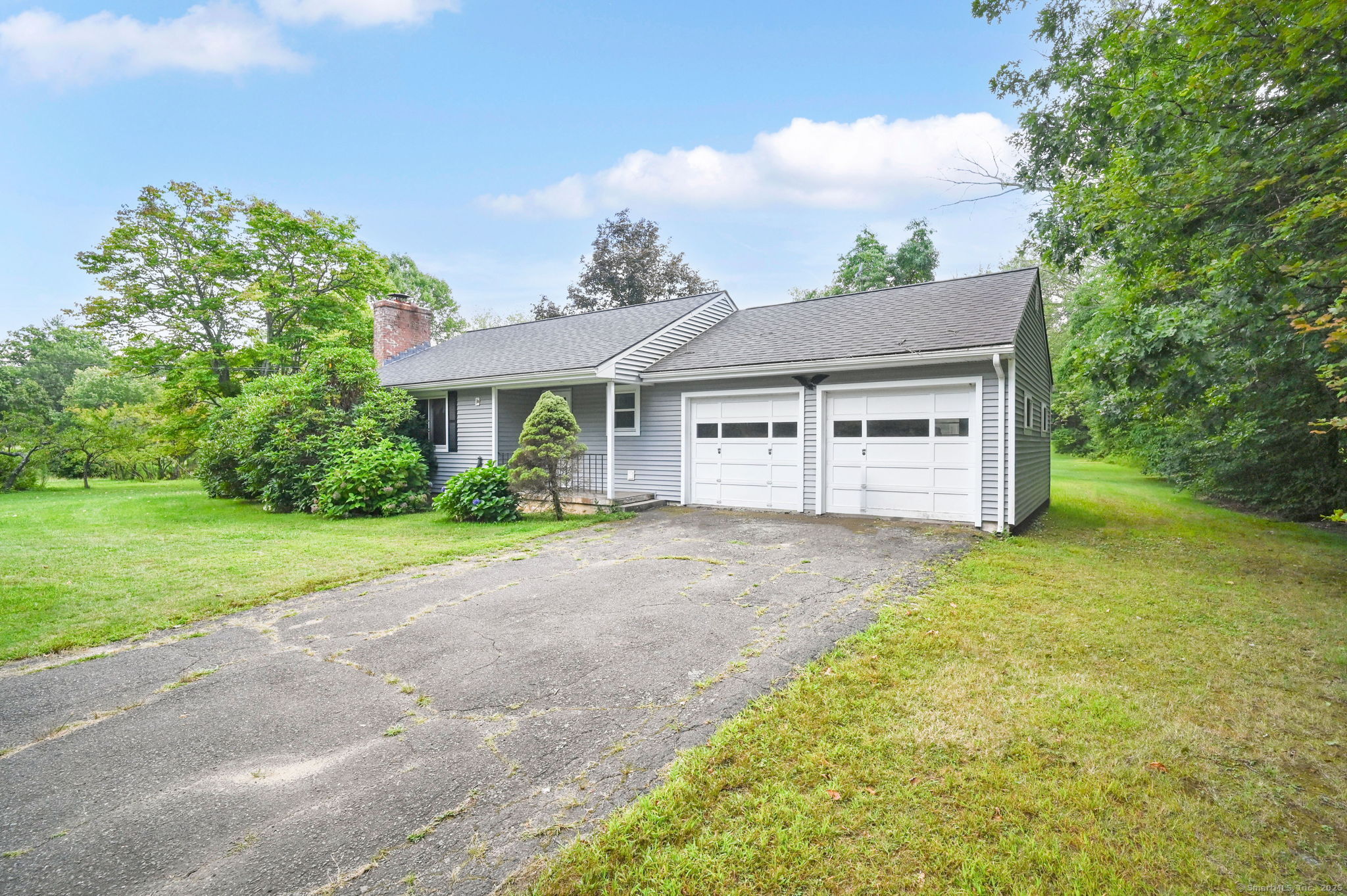 189 West Granby Road