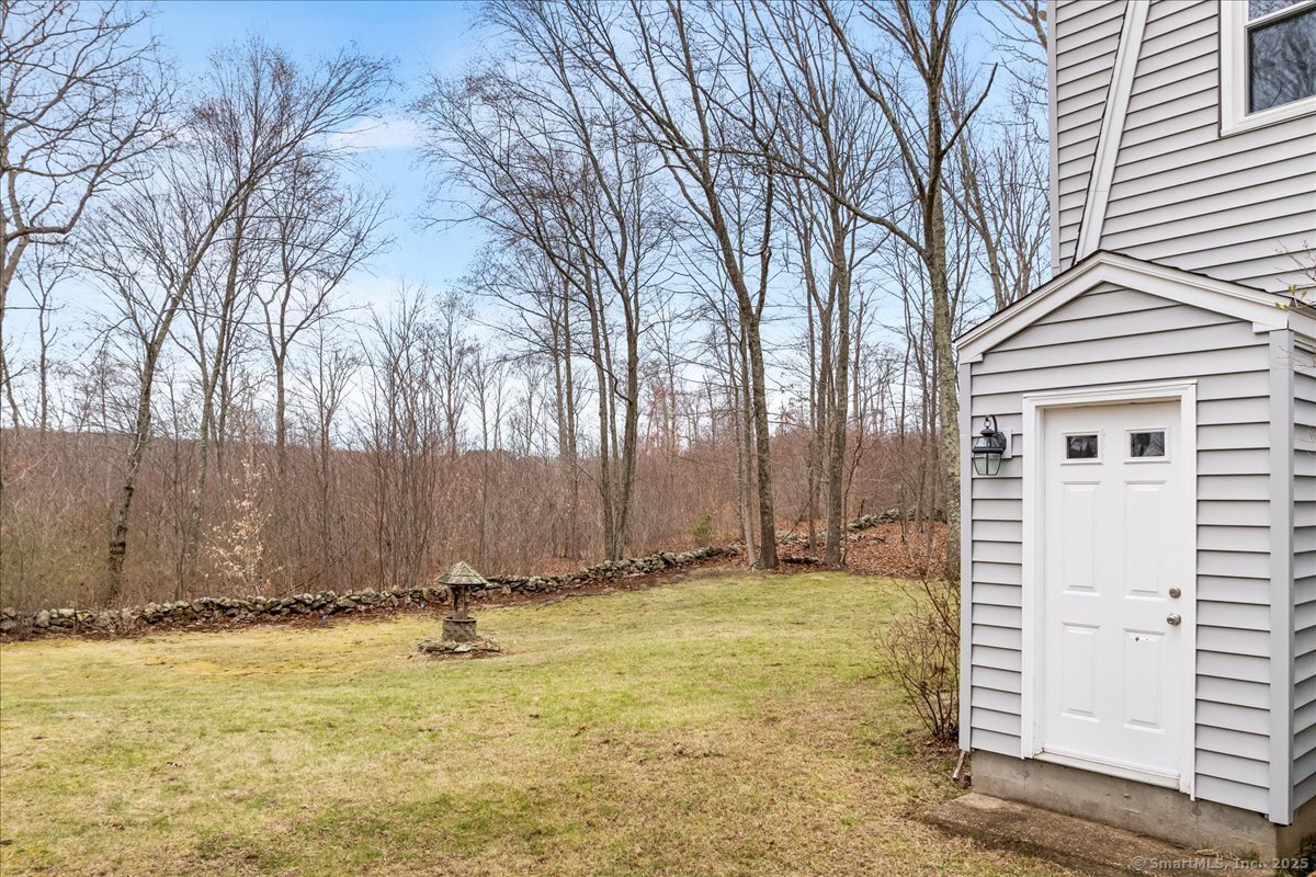 22 Birchwood Drive, Montville, Connecticut image 28