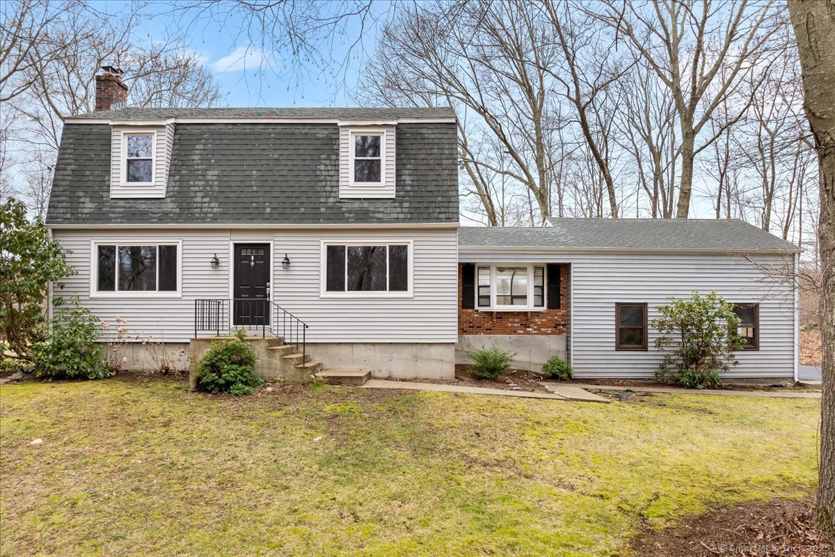 Property for Sale at Birchwood Drive, Montville, Connecticut - Bedrooms: 3 
Bathrooms: 3 
Rooms: 7  - $425,000