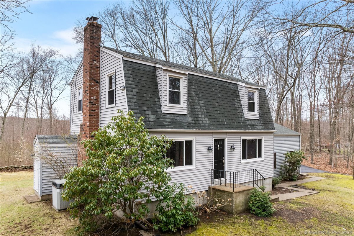 22 Birchwood Drive, Montville, Connecticut image 2