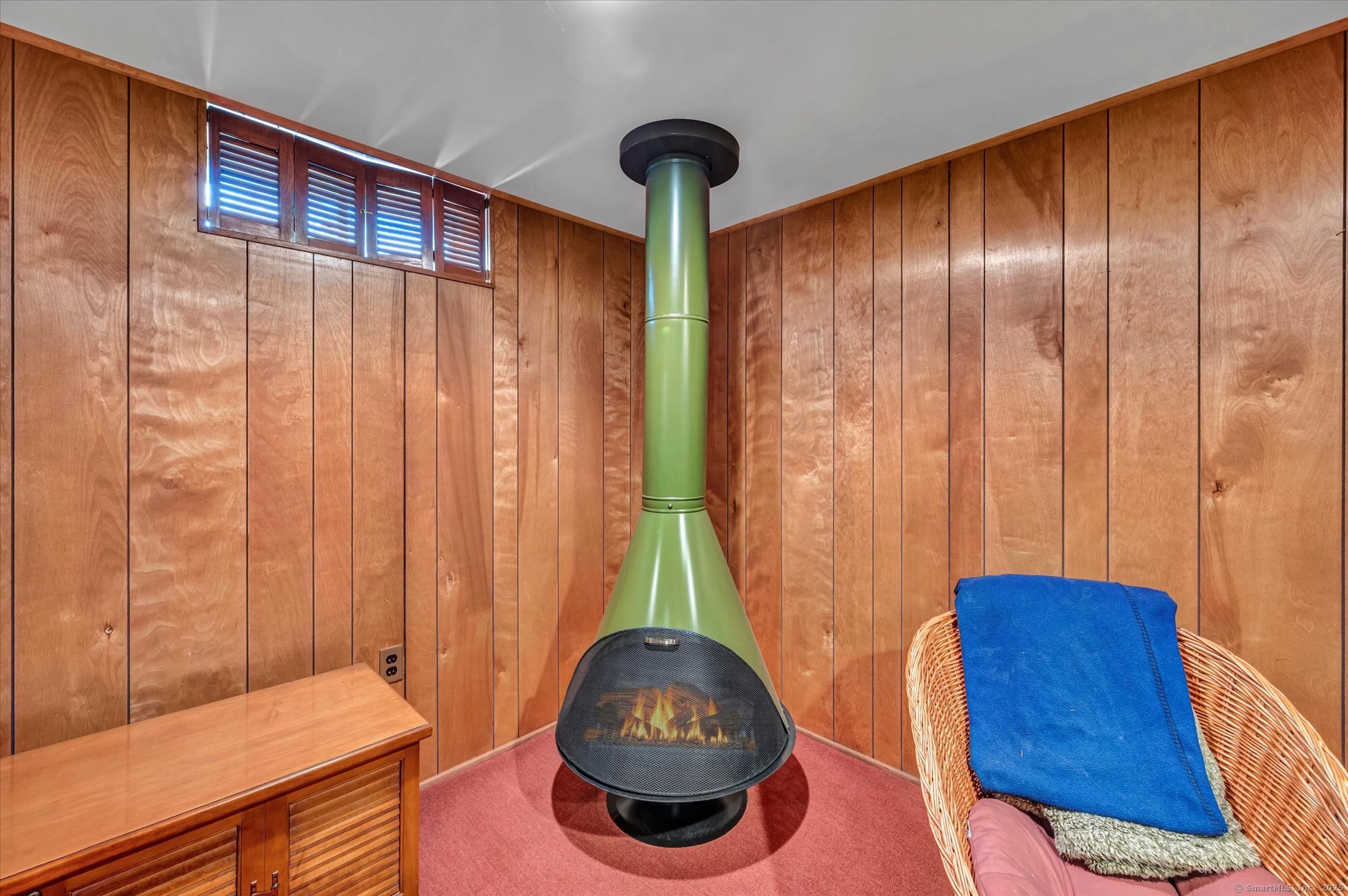 137 W Side Drive, Hamden, Connecticut image 33