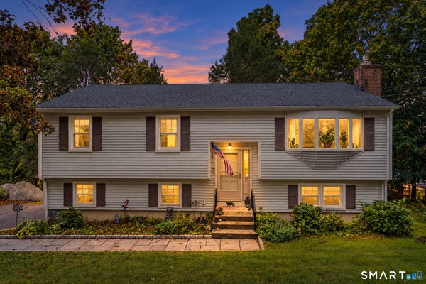 13 KEN OAKS DR, DANBURY, CT 06810 - Image 29abb7cab5f5e4875ecded45a19cbd67/2224314405