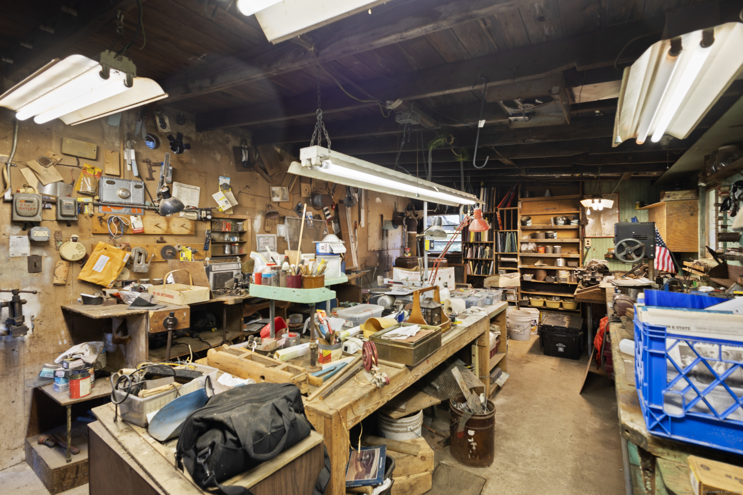 Plainfield, Connecticut 06354, United States, 6 Bedrooms Bedrooms, ,3 BathroomsBathrooms,Residential,Pending,200706