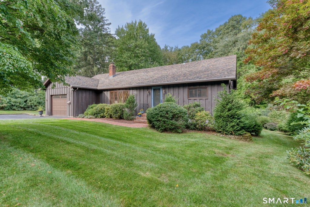 Photo of 1510 Flanders Road, Southington, CT 06489 (MLS # 24209691)