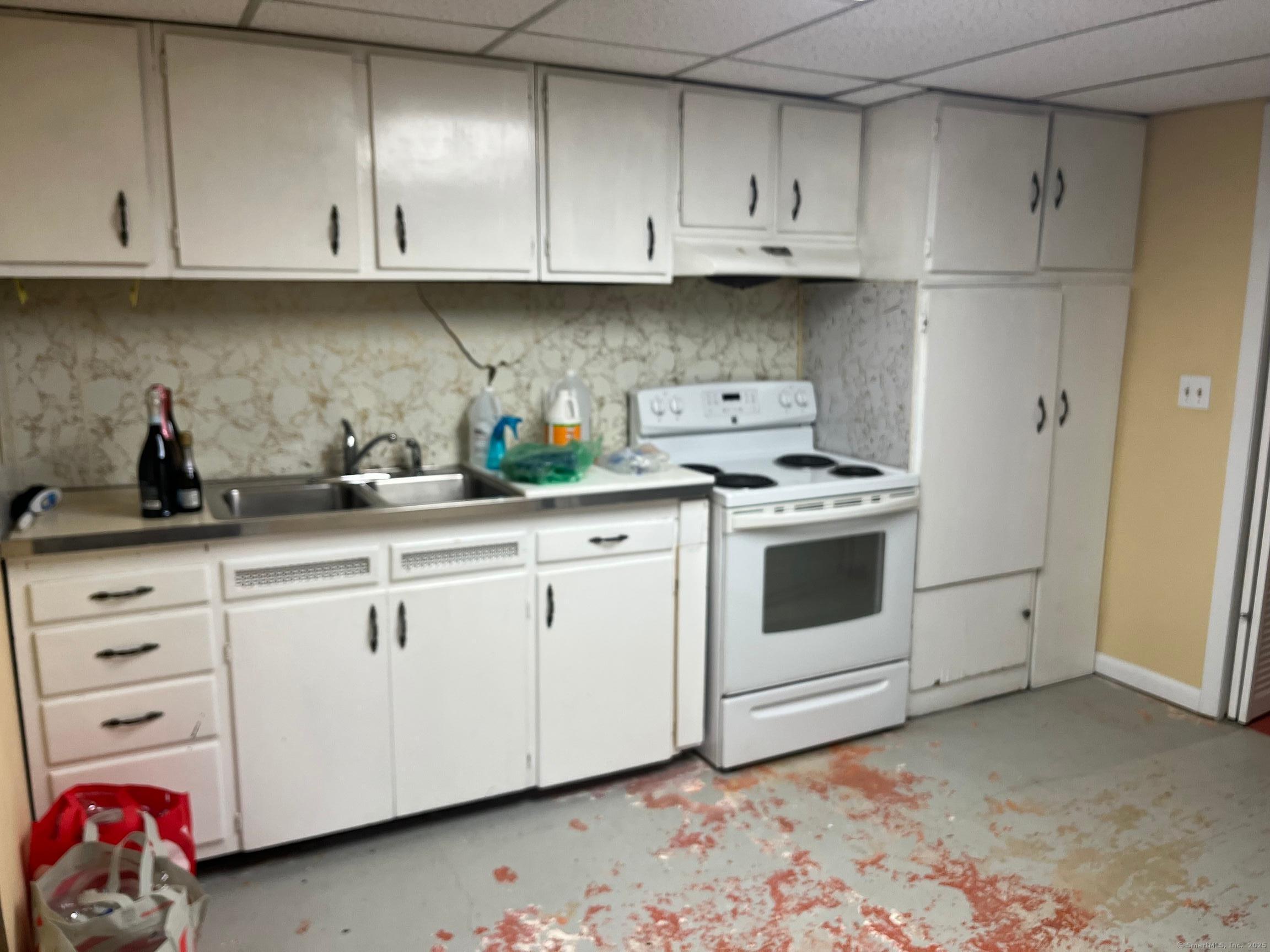 16 Palma Circle, Waterbury, Connecticut image 19