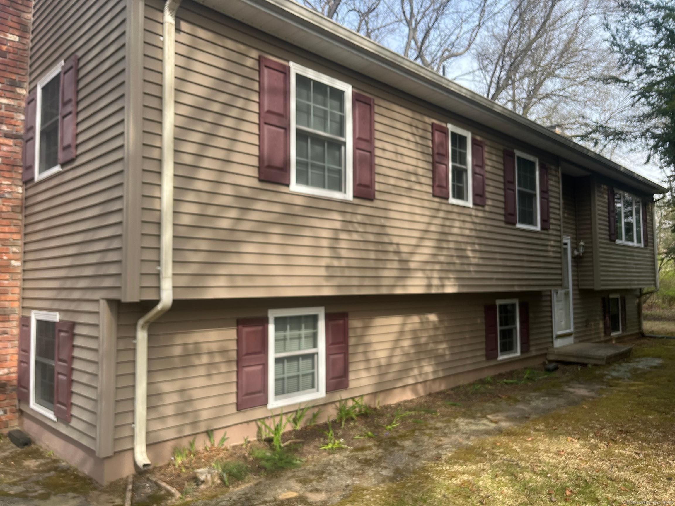 16 Palma Circle, Waterbury, Connecticut image 2