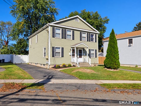Photo of 172 Stonybrook Road, Stratford, CT 06614 (MLS # 24216144)