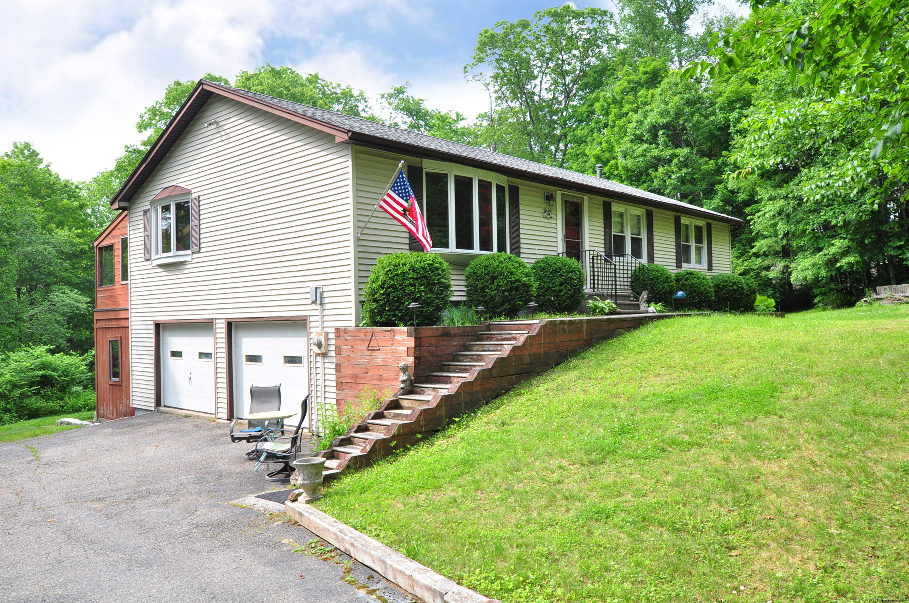 1616 Weed Road