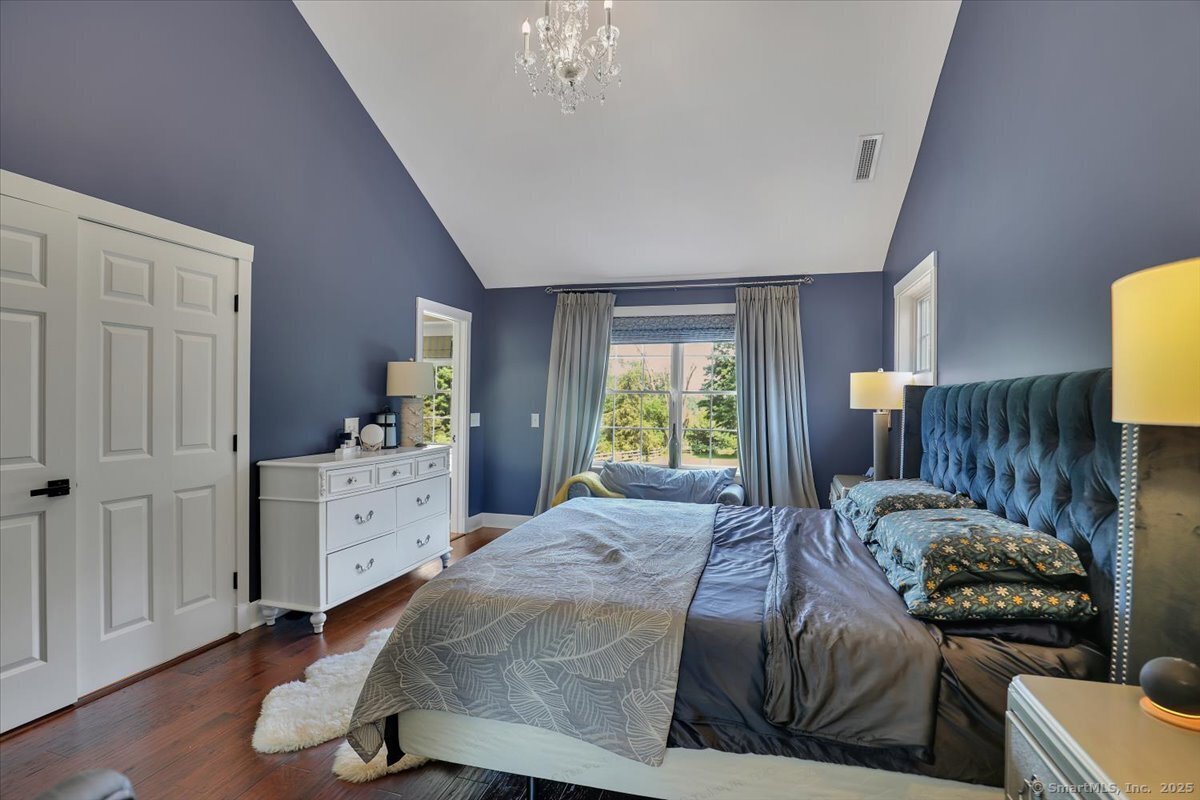 100 Round Hill Road, Middletown, Connecticut image 16