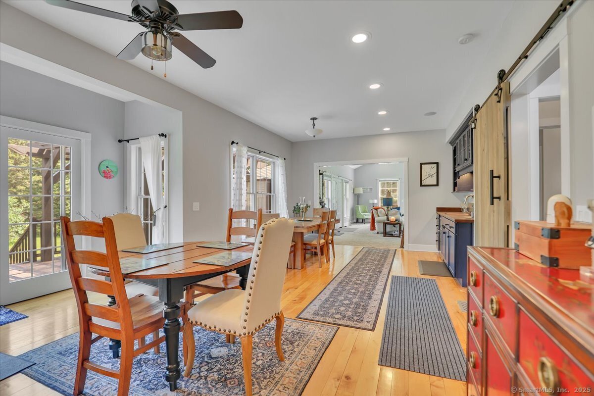100 Round Hill Road, Middletown, Connecticut image 12