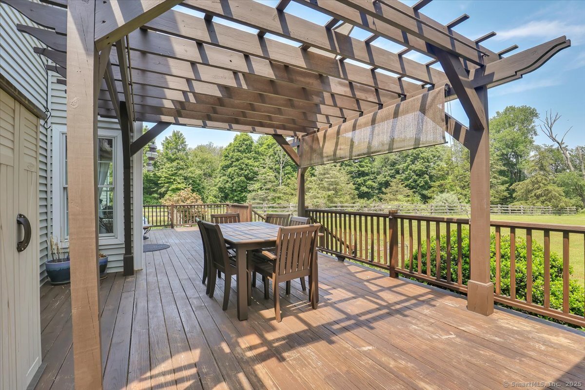 100 Round Hill Road, Middletown, Connecticut image 26