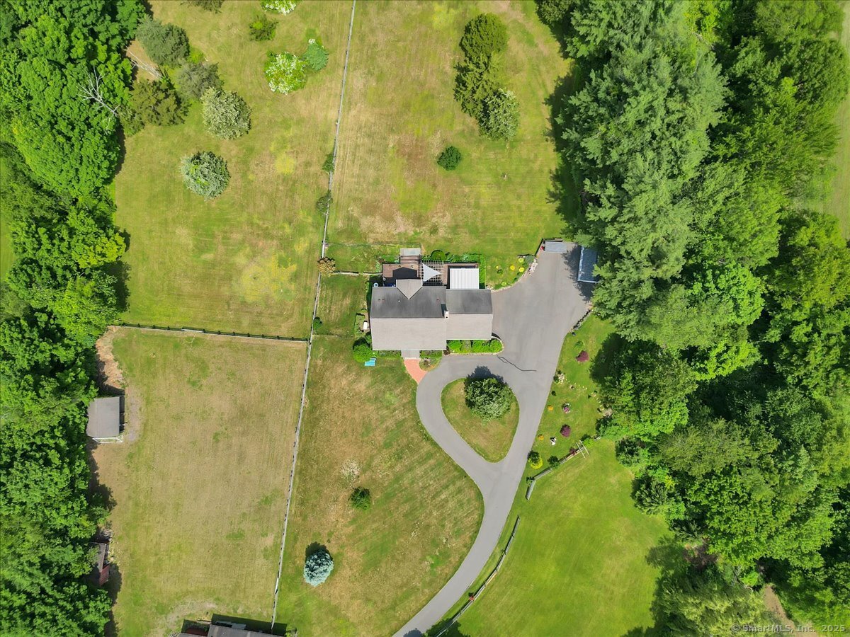 100 Round Hill Road, Middletown, Connecticut image 29