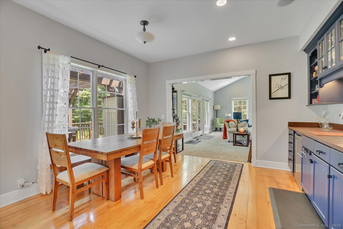 100 Round Hill Road, Middletown, Connecticut image 13