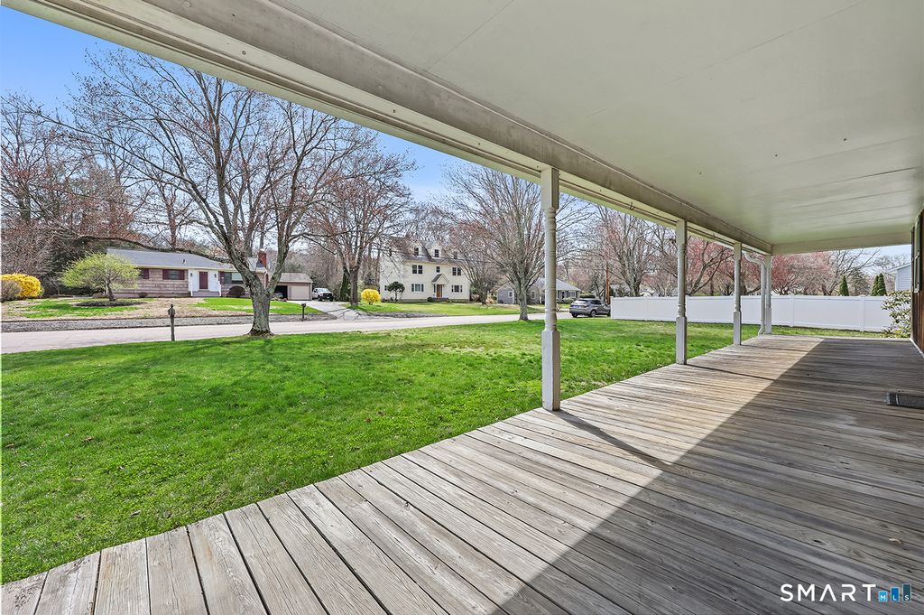 Photo of 346 Toll House Lane, Fairfield, CT 06825 (MLS # 24167514)