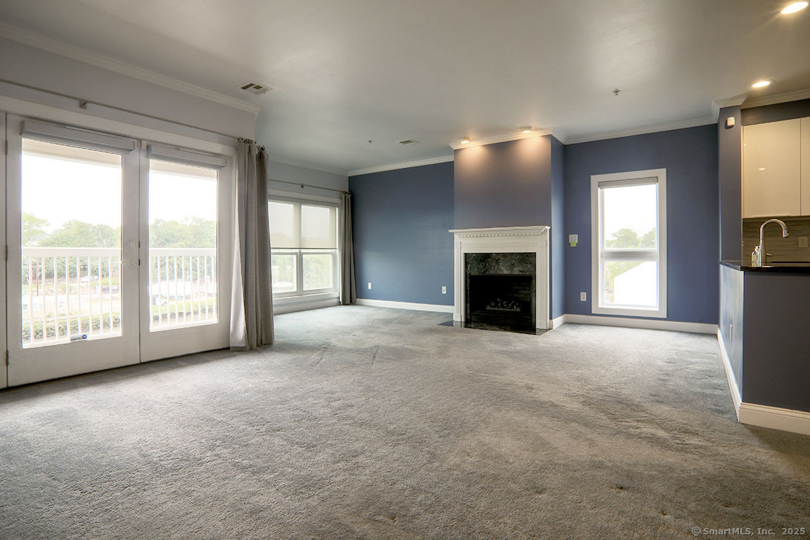 4 Daskams Lane 303