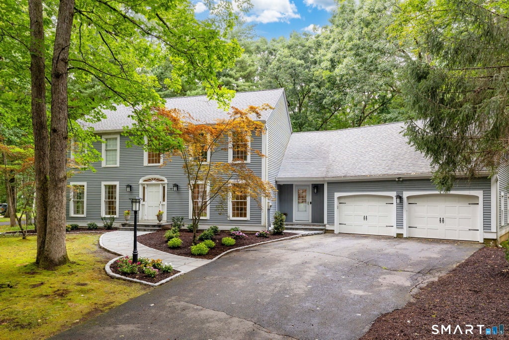 Photo of 1 Lowell Road, Farmington, CT 06032 (MLS # 24206355)
