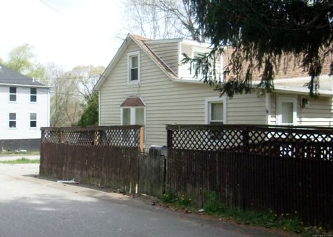 Single Family Residence in Norwich CT 127 Baltic Street.jpg