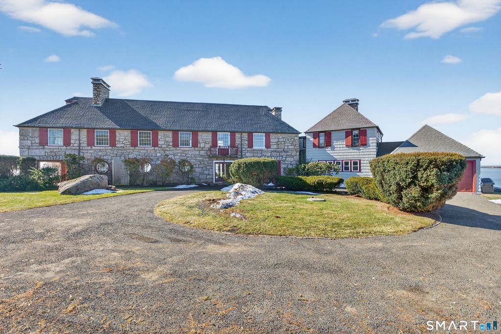 Photo of 39 Vineyard Place, Guilford, CT 06437 (MLS # 24155090)