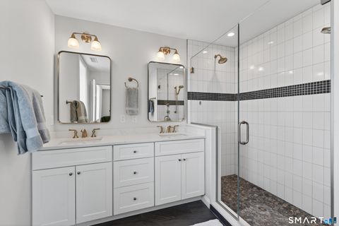 Tiny photo for 39 Vineyard Place, Guilford, CT 06437 (MLS # 24155090)