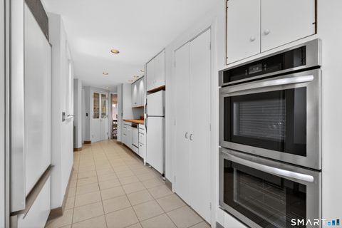 Tiny photo for 39 Vineyard Place, Guilford, CT 06437 (MLS # 24155090)