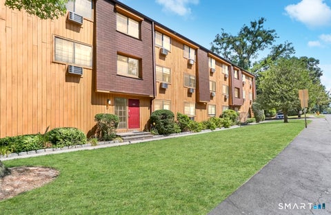 Photo of 197 Bridge Street #9, Stamford, CT 06905 (MLS # 24214505)